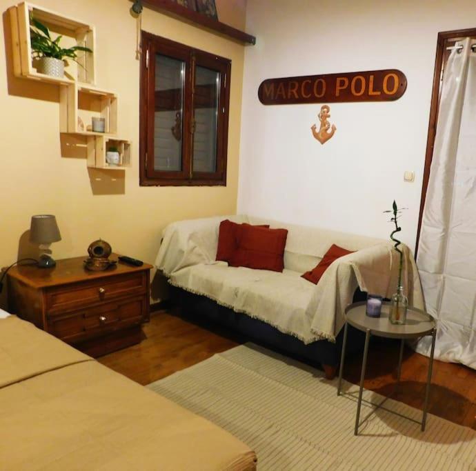 阿纳维索斯Marco Polo'S Mooring Cozy Navy House公寓 外观 照片